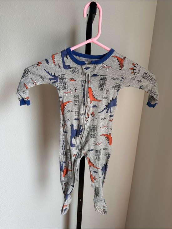 Carter's Other - Carters 18 months footies